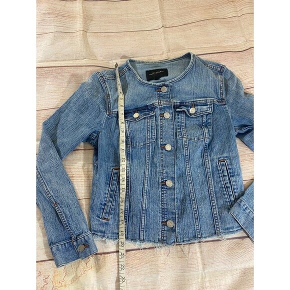 Banana Republic Women's Blue Denim Button Front Jacket - Medium - Picture 5 of 12